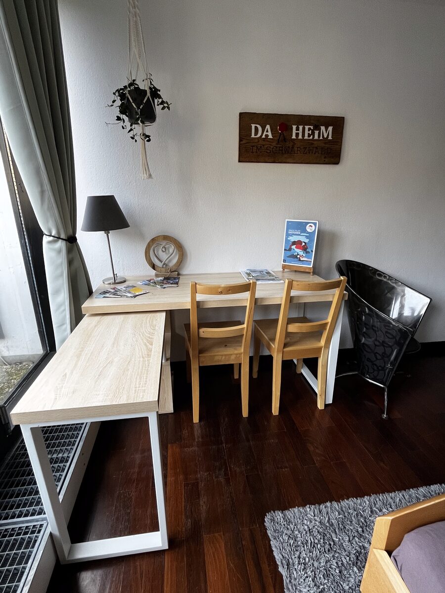 Schlafzimmer Schreibtisch